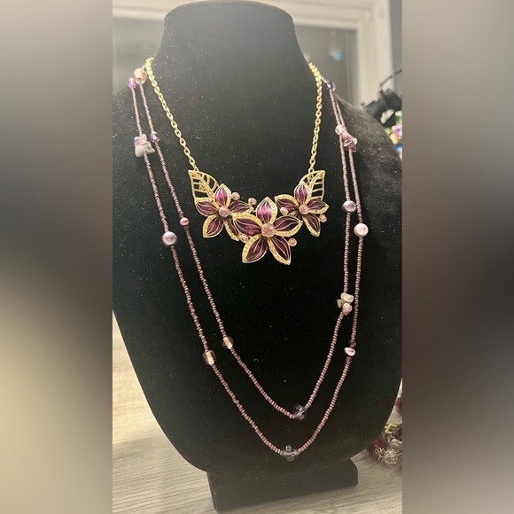 Amazing set of purple and gold tone necklaces!!! Double the fun w/these BEAUTIES - Picture 4 of 9